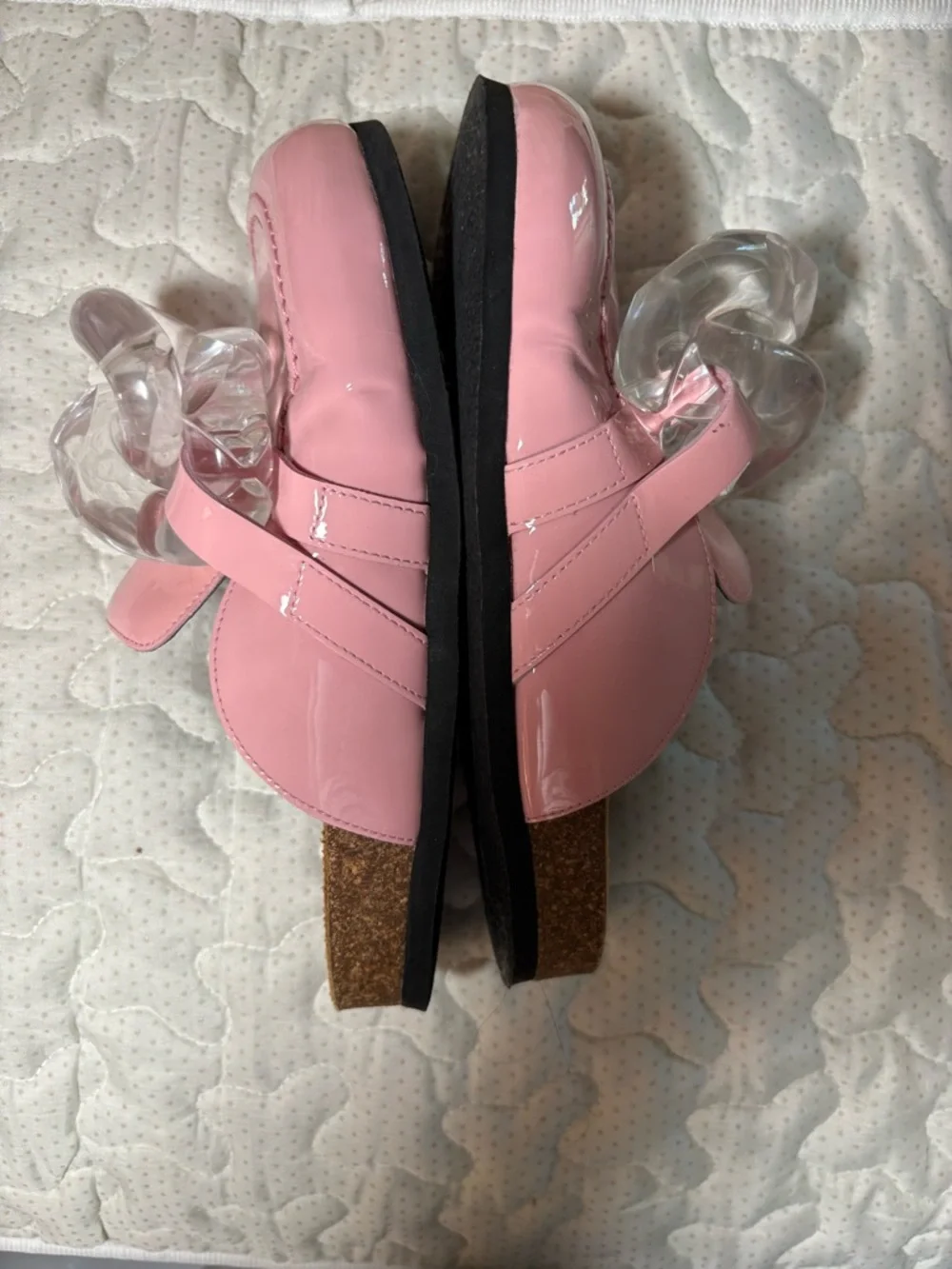JW ANDERSON Pink Patent Slip-On Mules with Clear Acrylic Chain - Picture 4 of 16